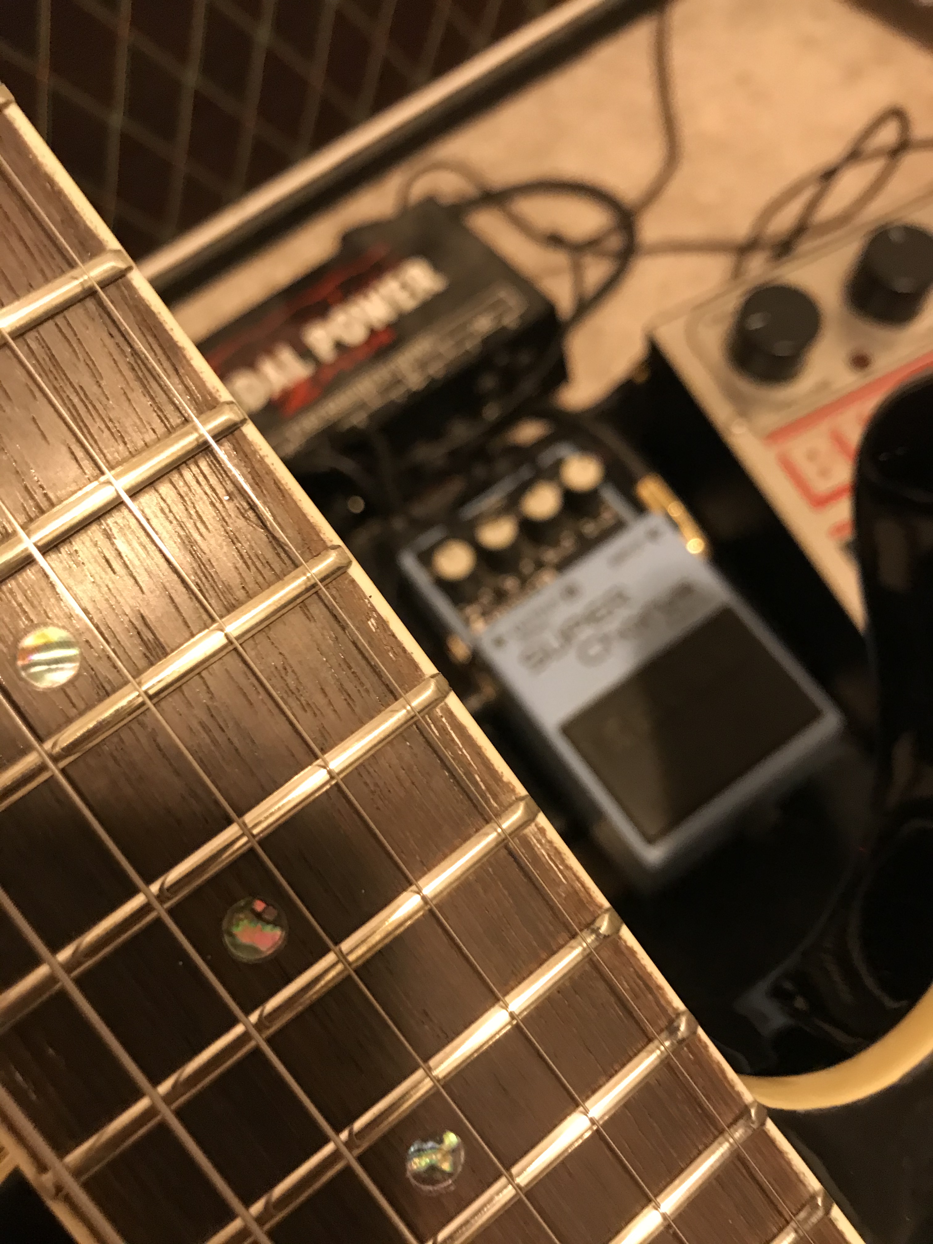 Grote GT-150 Tele Set-in Electric Guitar Review – Guitars For Idiots